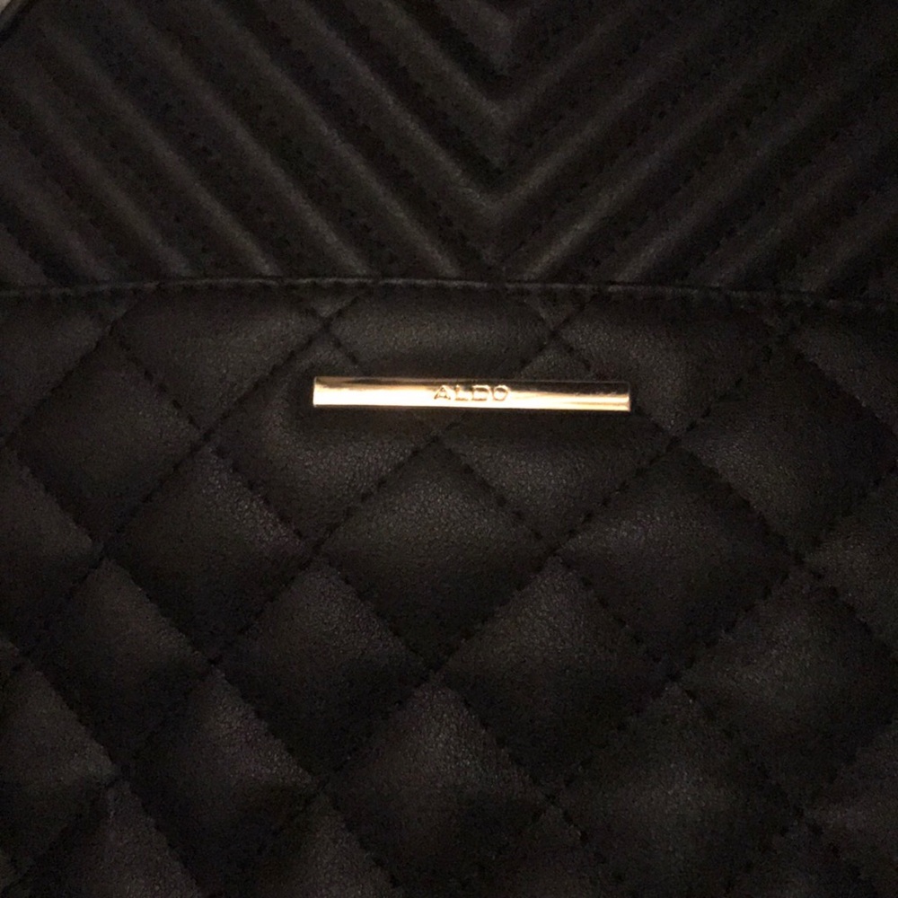 Backpack - Picture 2 of 6